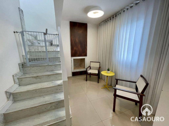 Imagem Casa com 3 Quartos à Venda, 126 m² em Condomínio Village Royale - Nova Lima