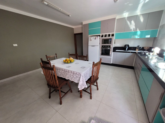 Imagem Casa com 3 Quartos à Venda, 216 m² em Parque Novo Mundo - Americana Imagem Casa com 3 Quartos à Venda, 216 m² em Parque Novo Mundo - Americana