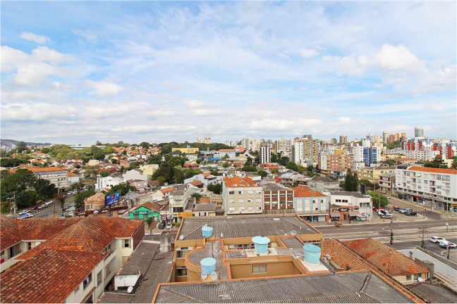 Imagem Imóvel com 1 Quarto à Venda,  em São João - Porto Alegre