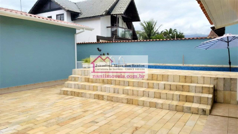 Imagem Casa com 3 Quartos à Venda, 214 m² em Parque Balneário Poiares - Caraguatatuba