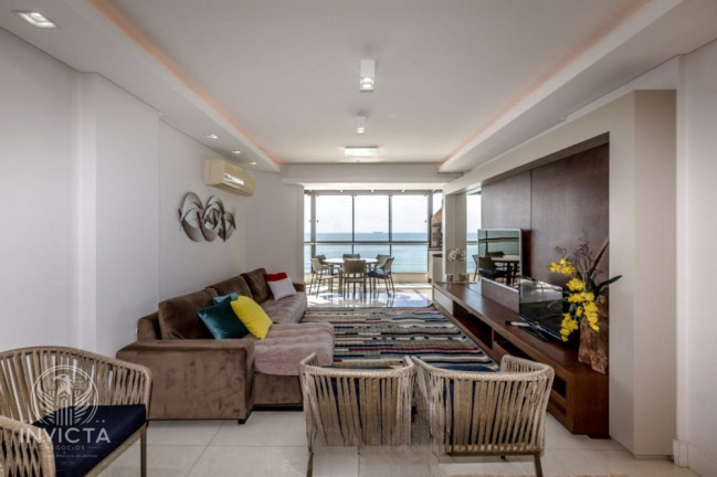 Imagem Apartamento com 3 Quartos à Venda, 184 m² em Centro - Balneário Camboriú