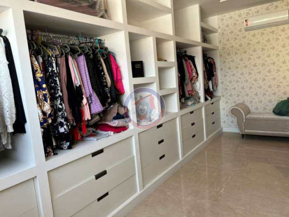 Imagem Casa com 5 Quartos à Venda, 350 m² em Flórida - Praia Grande Imagem Casa com 5 Quartos à Venda, 350 m² em Flórida - Praia Grande