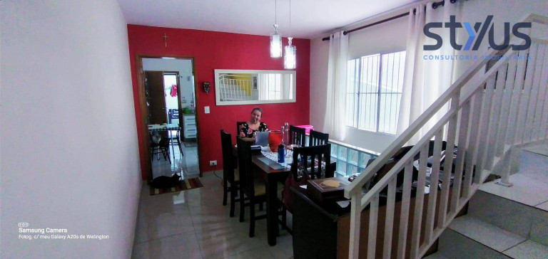 Imagem Sobrado com 3 Quartos à Venda, 141 m² em Vila Tiradentes - São Paulo