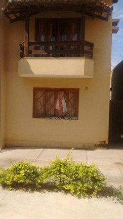 Imagem Imóvel com 2 Quartos à Venda,  em Macaé