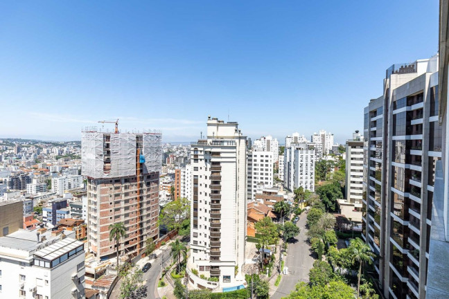 Imagem Imóvel com 3 Quartos à Venda, em Bela Vista - Porto Alegre Imagem Imóvel com 3 Quartos à Venda, em Bela Vista - Porto Alegre