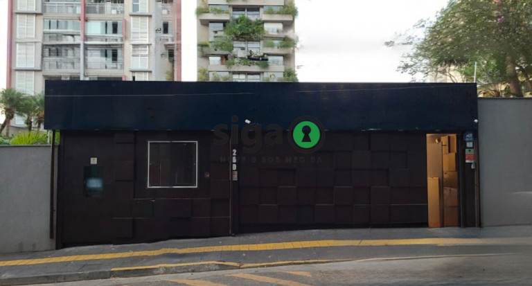 Imóvel Comercial à Venda ou Locação, 100 m² em Vila Olímpia - São Paulo