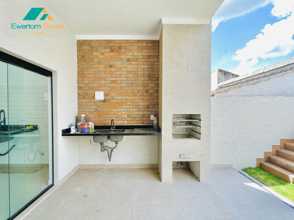 Imagem Casa com 3 Quartos à Venda, 100 m² em Nova Cerejeira - Atibaia