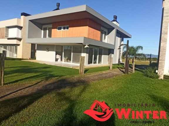 Imagem Casa com 6 Quartos à Venda, em Capão Da Canoa Imagem Casa com 6 Quartos à Venda, em Capão Da Canoa