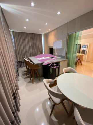 Imagem Imóvel com 3 Quartos à Venda, 165 m² em Castelo Branco - Itapema Imagem Imóvel com 3 Quartos à Venda, 165 m² em Castelo Branco - Itapema