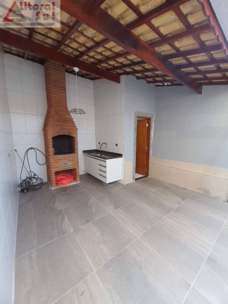 Imagem Casa com 3 Quartos à Venda, 124 m² em Maracanã - Praia Grande Imagem Casa com 3 Quartos à Venda, 124 m² em Maracanã - Praia Grande