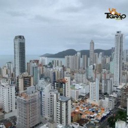Imagem Apartamento com 3 Quartos à Venda, 137 m² em Centro - Balneário Camboriú