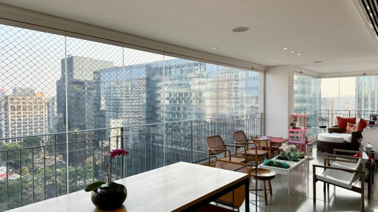 Apartamento com 3 Quartos à Venda, 223 m² em Itaim Bibi - São Paulo