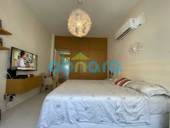 Imagem Apartamento com 3 Quartos à Venda, 300 m² em Copacabana - Rio De Janeiro