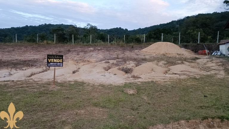 Terreno à Venda, 338 m² em Forquilhas - São José