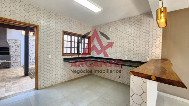 Imagem Casa com 6 Quartos à Venda, 200 m² em Pereque Açu - Ubatuba Imagem Casa com 6 Quartos à Venda, 200 m² em Pereque Açu - Ubatuba