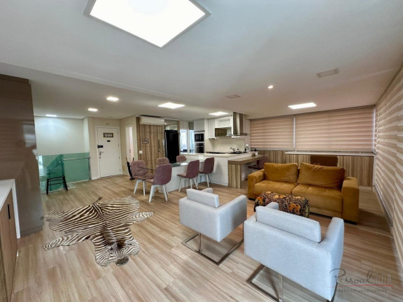 Foto do imóvel Apartamento com 3 Quartos à Venda, 217 m² em Centro - Florianópolis