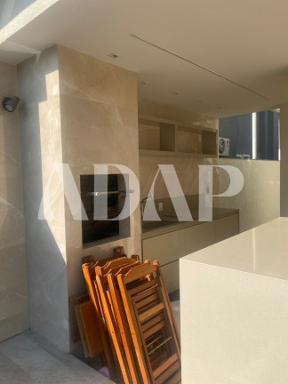 Imagem Casa com 3 Quartos à Venda, 200 m² em Recreio Dos Bandeirantes - Rio De Janeiro Imagem Casa com 3 Quartos à Venda, 200 m² em Recreio Dos Bandeirantes - Rio De Janeiro