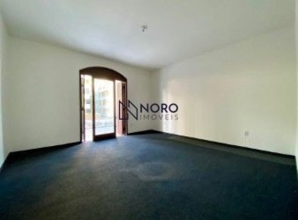 Casa com 3 Quartos à Venda, 353 m² em Centro - Santa Maria