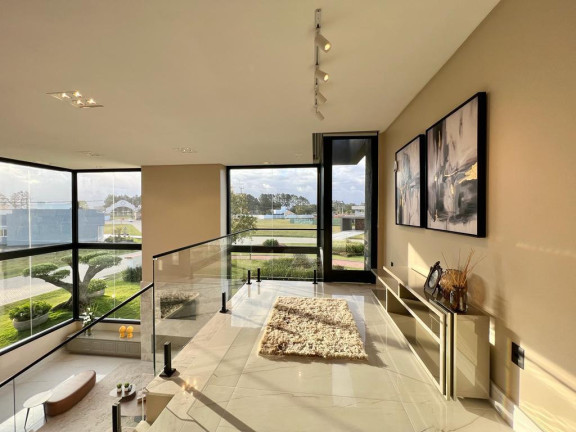 Imagem Casa com 4 Quartos à Venda, 319 m² em Arroio Teixeira - Capao Da Canoa Imagem Casa com 4 Quartos à Venda, 319 m² em Arroio Teixeira - Capao Da Canoa
