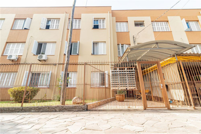 Imagem Imóvel com 2 Quartos à Venda, em Passo Da Areia - Porto Alegre Imagem Imóvel com 2 Quartos à Venda, em Passo Da Areia - Porto Alegre