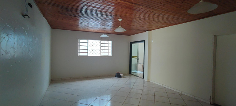 Imagem Imóvel com 8 Quartos à Venda, 180 m² em Vila Nossa Senhora Das Graças - Campo Grande Imagem Imóvel com 8 Quartos à Venda, 180 m² em Vila Nossa Senhora Das Graças - Campo Grande