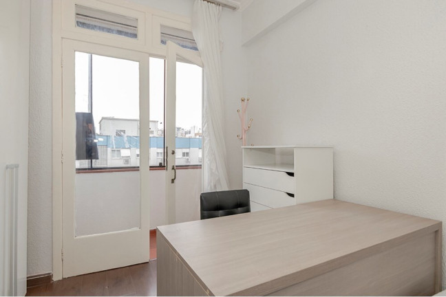 Imagem Imóvel com 3 Quartos à Venda, 128 m² em Auxiliadora - Porto Alegre