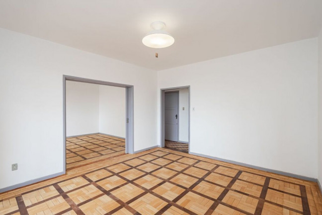 Imagem Imóvel com 3 Quartos à Venda, 157 m² em Independência - Porto Alegre