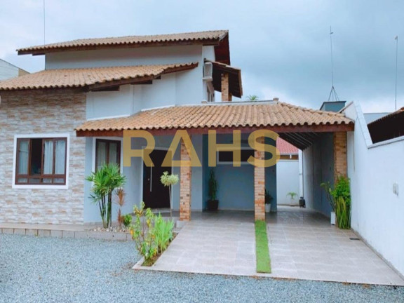 Casa com 2 Quartos à Venda, 228 m² em Aventureiro - Joinville