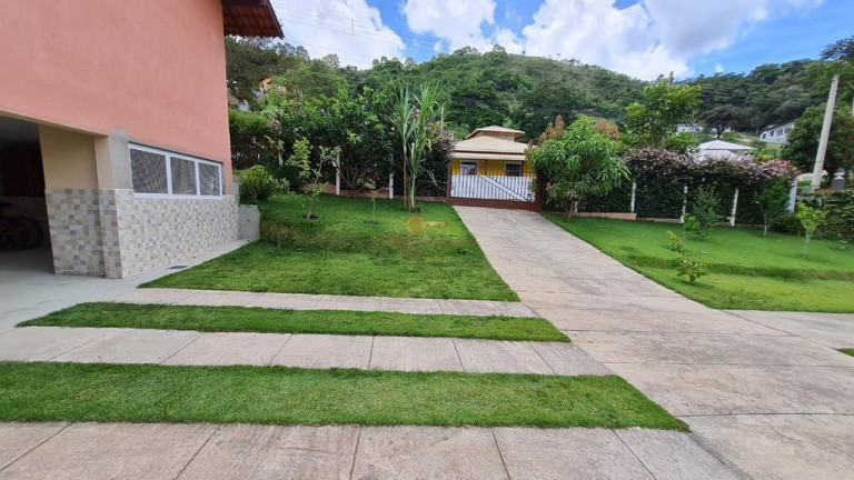 Imagem Casa com 3 Quartos à Venda, 190 m² em Vale Alpino - Teresópolis Imagem Casa com 3 Quartos à Venda, 190 m² em Vale Alpino - Teresópolis