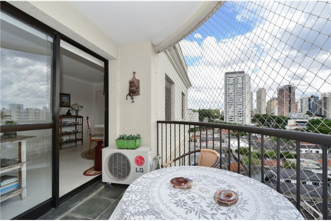 Imagem Apartamento com 3 Quartos à Venda, 147 m² em Caxingui - São Paulo Imagem Apartamento com 3 Quartos à Venda, 147 m² em Caxingui - São Paulo
