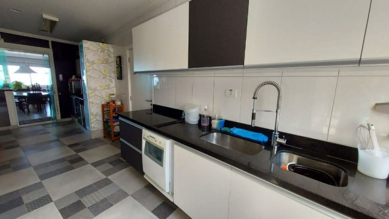 Imagem Apartamento com 4 Quartos à Venda, 280 m² em Pitangueiras - Guarujá