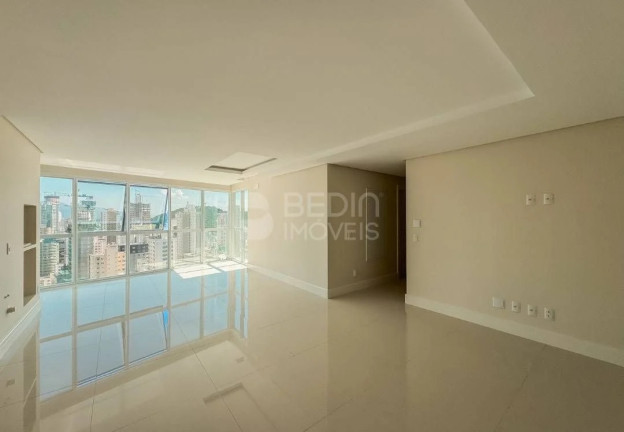 Imagem Apartamento com 3 Quartos à Venda, 114 m² em Centro - Balneário Camboriú Imagem Apartamento com 3 Quartos à Venda, 114 m² em Centro - Balneário Camboriú