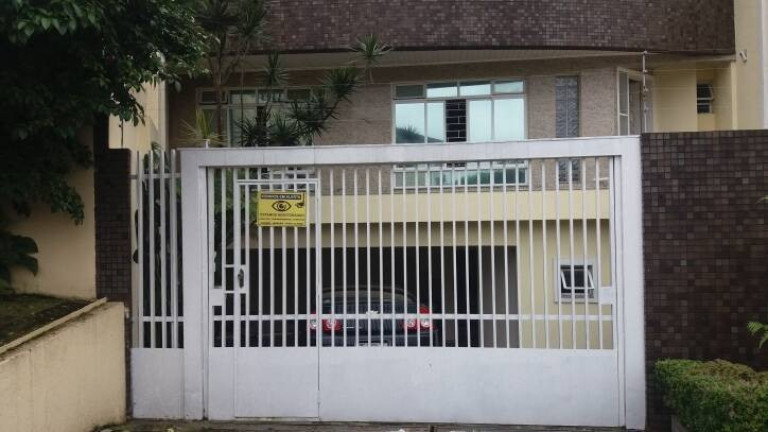Imagem Sobrado com 3 Quartos à Venda, 250 m² em Merces - Curitiba