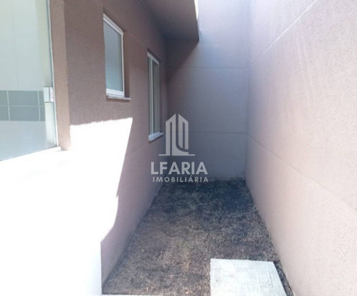 Imagem Casa com 2 Quartos à Venda, 47 m² em Brandalize - Itapoá