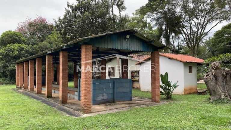 Imagem Chácara com 3 Quartos à Venda, em área Rural De Itapetininga - Itapetininga Imagem Chácara com 3 Quartos à Venda, em área Rural De Itapetininga - Itapetininga