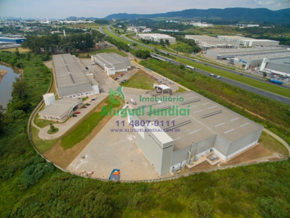 Galpão à Venda ou Temporada, 2.831 m² em Distrito Industrial - Jundiaí
