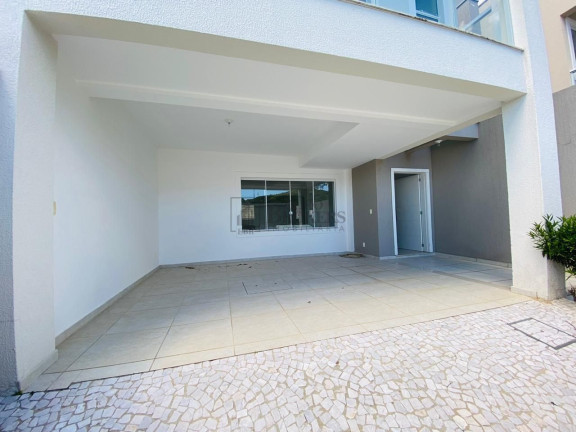 Imagem Casa com 3 Quartos à Venda, 180 m² em Praia Dos Amores - Balneário Camboriú