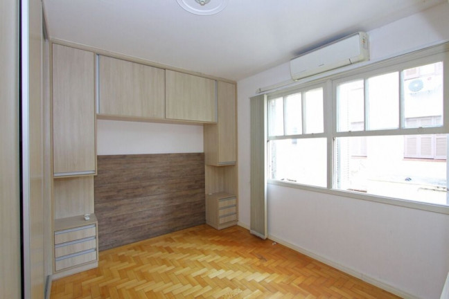 Imagem Imóvel com 1 Quarto à Venda, 43 m² em Praia De Belas - Porto Alegre Imagem Imóvel com 1 Quarto à Venda, 43 m² em Praia De Belas - Porto Alegre