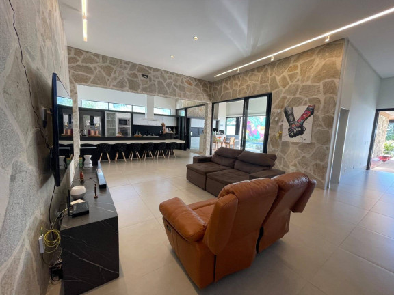 Imagem Casa com 3 Quartos à Venda, 250 m² em Residencial Anaville - Anápolis