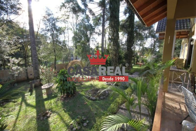 Imagem Casa com 4 Quartos à Venda, 400 m² em Butiatuvinha - Curitiba Imagem Casa com 4 Quartos à Venda, 400 m² em Butiatuvinha - Curitiba