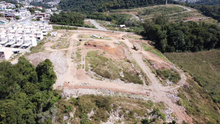 Imagem Terreno à Venda, 240 m² em Sao Joao - Bento Gonçalves Imagem Terreno à Venda, 240 m² em Sao Joao - Bento Gonçalves