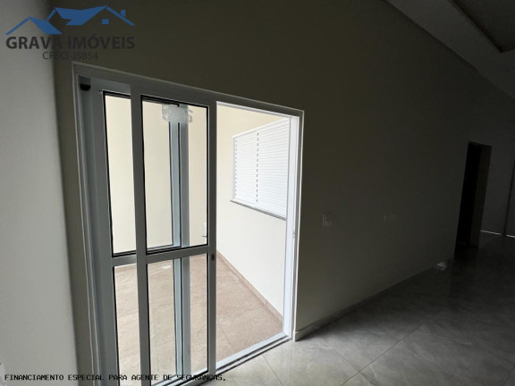 Imagem Casa com 3 Quartos à Venda, 180 m² em Parque São Pedro - Sarandi