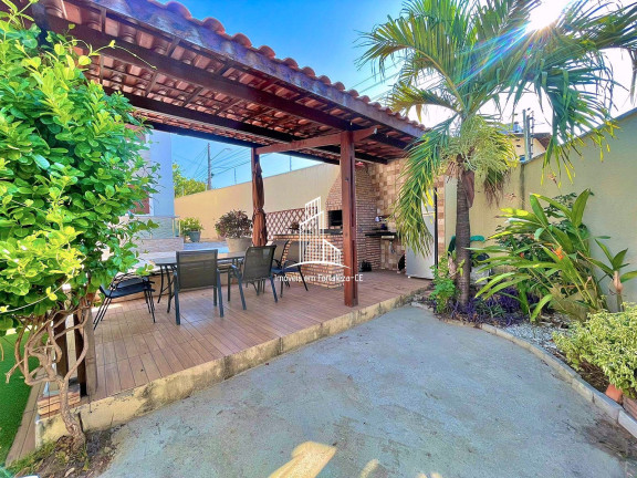 Imagem Casa com 3 Quartos à Venda, 131 m² em Edson Queiroz - Fortaleza Imagem Casa com 3 Quartos à Venda, 131 m² em Edson Queiroz - Fortaleza