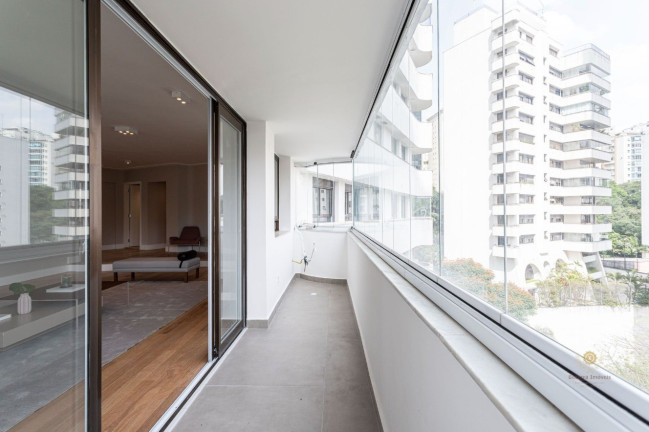 Imagem Apartamento com 4 Quartos à Venda, 306 m² em Santa Cecília - São Paulo