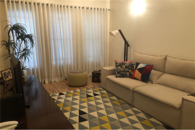 Imagem Casa com 3 Quartos à Venda,  em Vila Canero - São Paulo