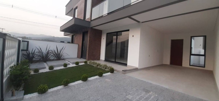 Imagem Casa com 3 Quartos à Venda, 147 m² em Forquilhas - São José