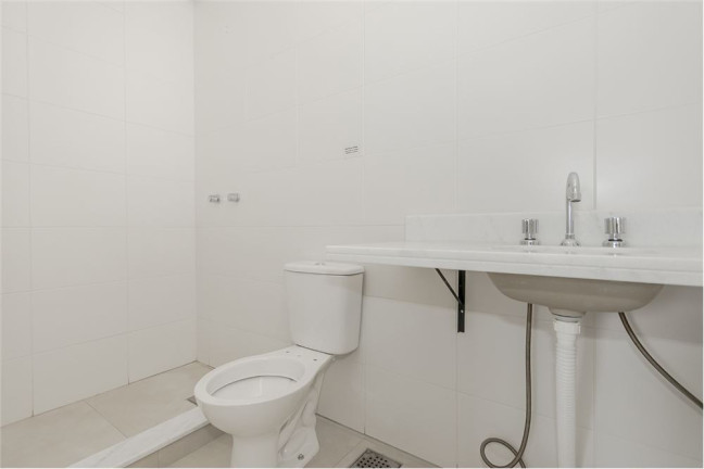 Imagem Apartamento com 2 Quartos à Venda, 66 m² em Higienópolis - Porto Alegre Imagem Apartamento com 2 Quartos à Venda, 66 m² em Higienópolis - Porto Alegre