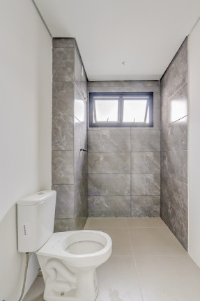 Imagem Casa com 3 Quartos à Venda, 210 m² em Chácara Das Pedras - Porto Alegre Imagem Casa com 3 Quartos à Venda, 210 m² em Chácara Das Pedras - Porto Alegre
