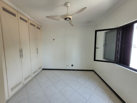 Imagem Apartamento com 4 Quartos à Venda, 140 m² em Pitangueiras - Guarujá
