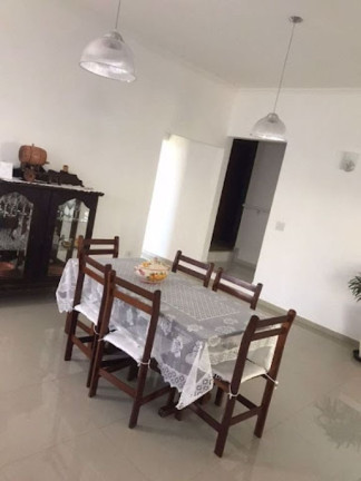 Imagem Casa com 3 Quartos à Venda, 168 m² em Jardim Estância Brasil - Atibaia Imagem Casa com 3 Quartos à Venda, 168 m² em Jardim Estância Brasil - Atibaia